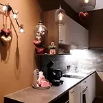 Small New Centre